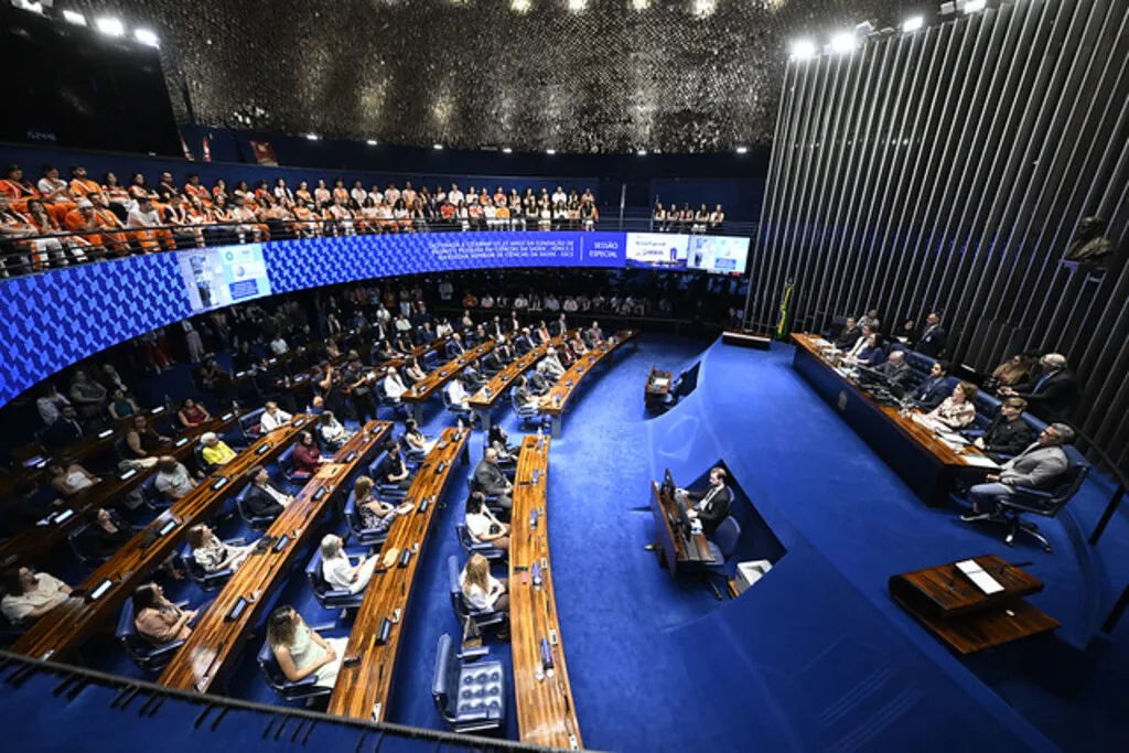 Imagem mostra plenário do Senado Federal